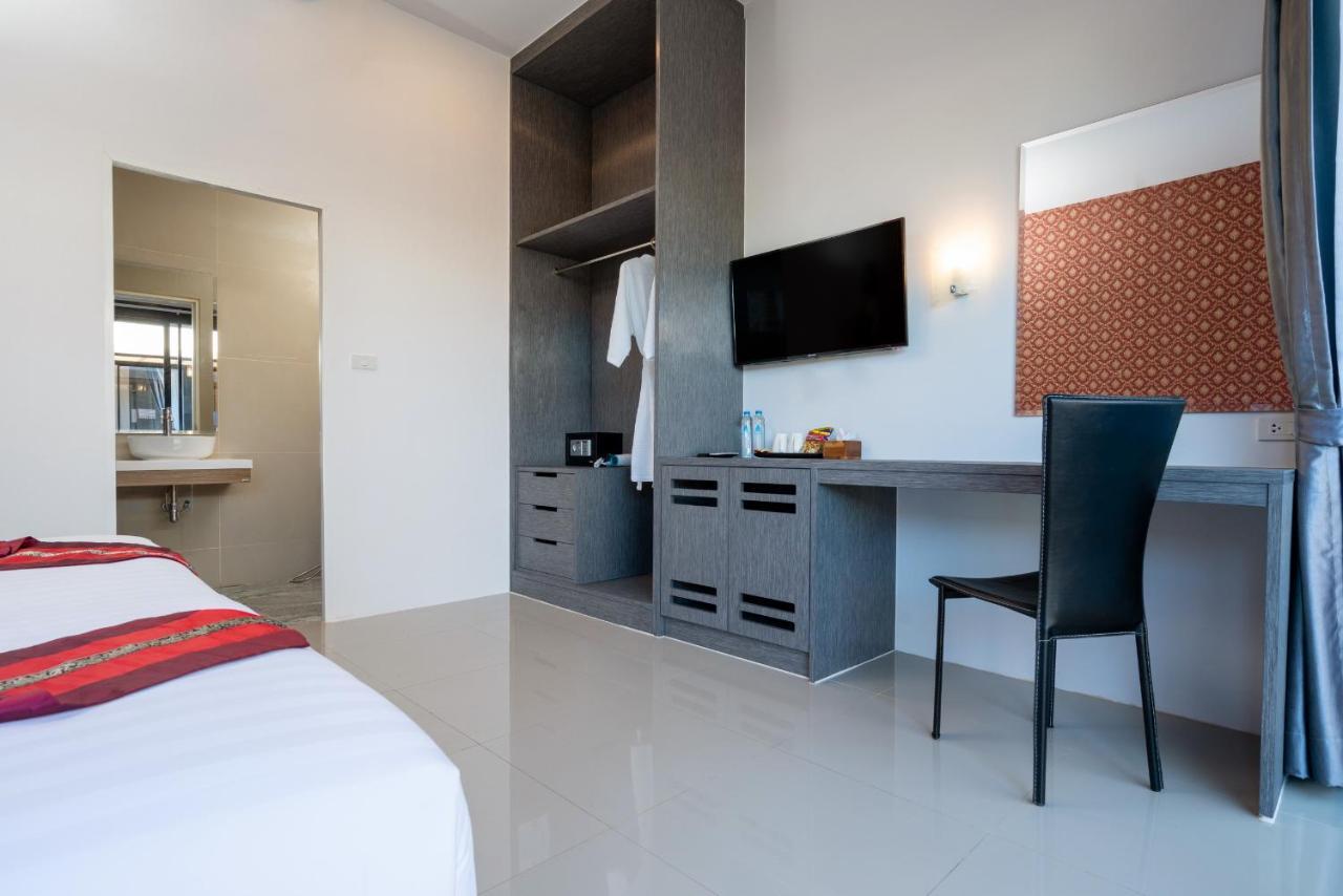 Thames Tara Private Pool Villa Rawai Phuket - Sha Extra Plus Екстериор снимка