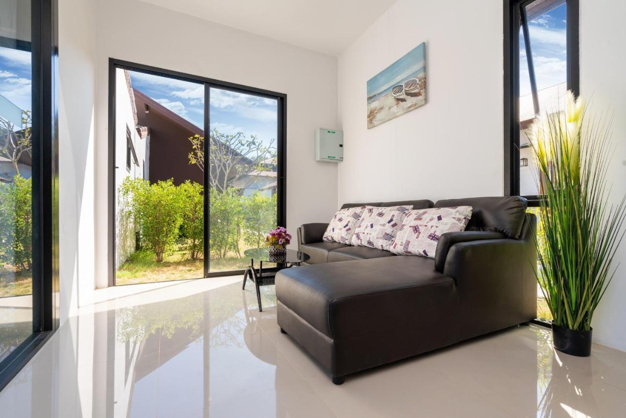 Thames Tara Private Pool Villa Rawai Phuket - Sha Extra Plus Екстериор снимка
